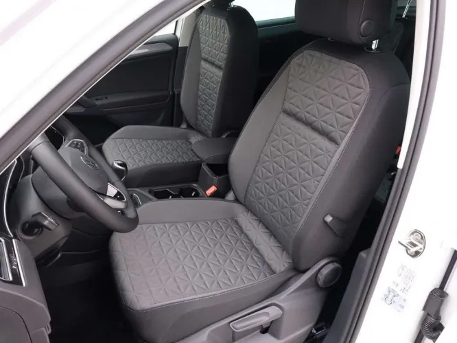 Volkswagen Tiguan 1.5 TSi 150 Life + GPS + Virtual Pro + Winter + LED + Nizza18 Image 7