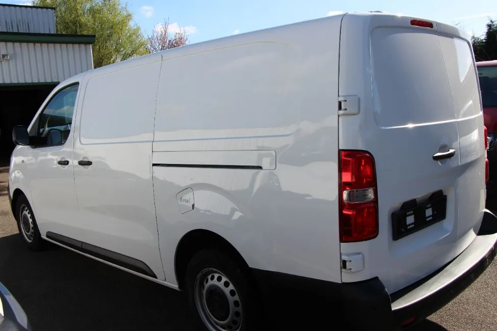 Opel Vivaro 1.5 Cdti EU6 Airco Cruise Controle Image 5