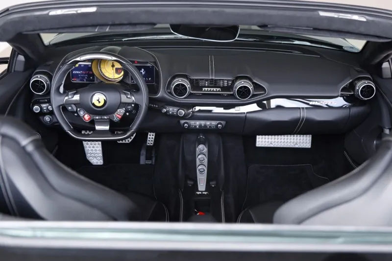 Ferrari 812 GTS =Carbon Fiber Interior= Full ADAS Гаранция Image 6