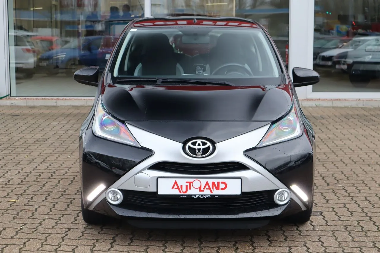 Toyota Aygo 1.0 x-play touch Tempomat...  Image 6