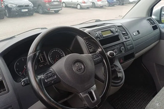 Volkswagen Transporter umpipakettiauto 2,0 TDI 103 kW 4Motion * Nelikko / Koukku * Image 3