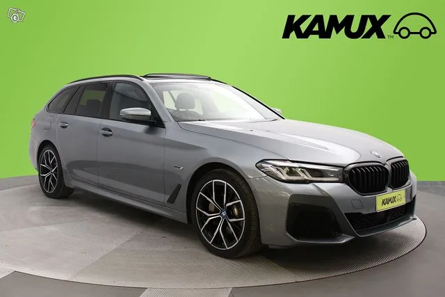 BMW 530 G31 Touring 530e xDrive M Sport / Adapt. Vakkari / Panoraama / 360-Kamera / Harman/Kardon / / Image 1