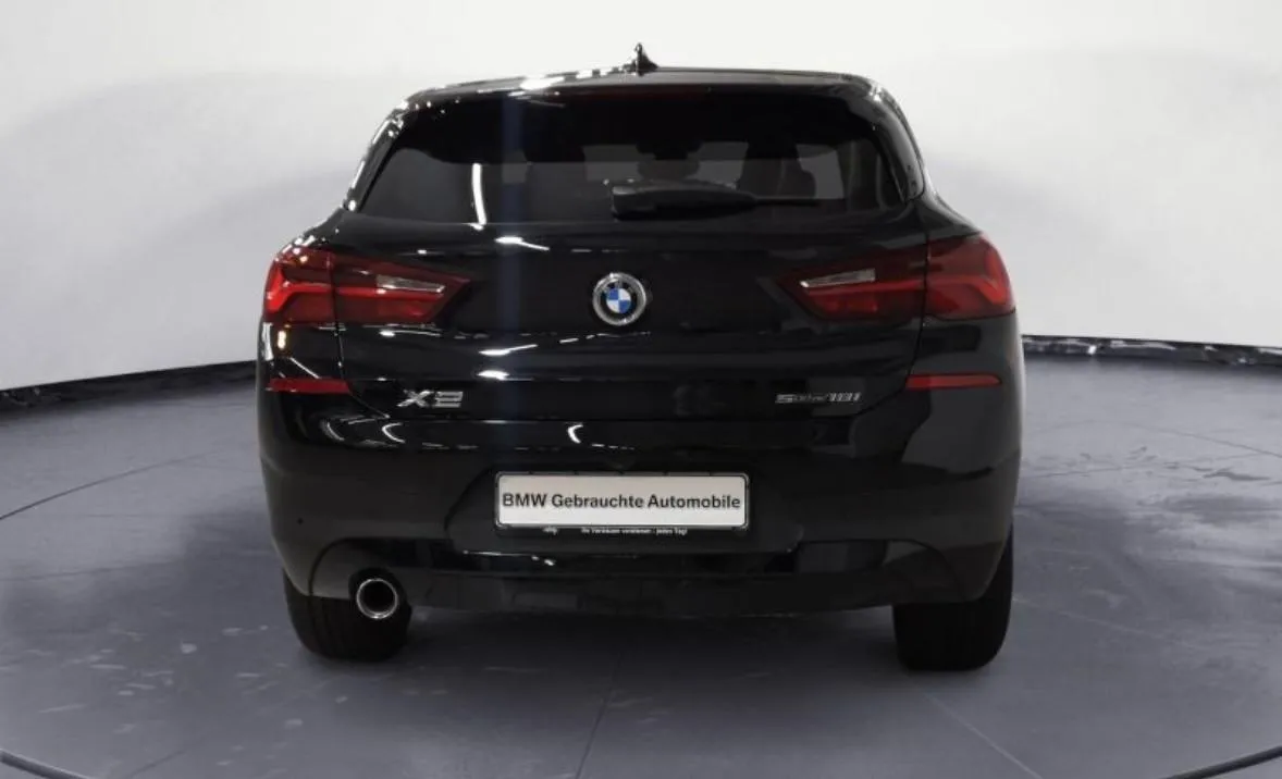 BMW X2 sDrive18i Advantage Image 3