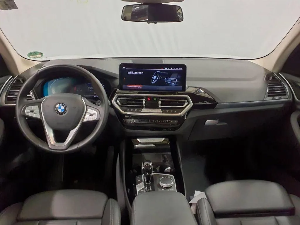 BMW X3 xDrive20d 48V Business Advantage Image 4