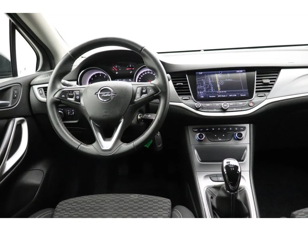 Opel Astra 1.0 Turbo Business + Navi Image 3