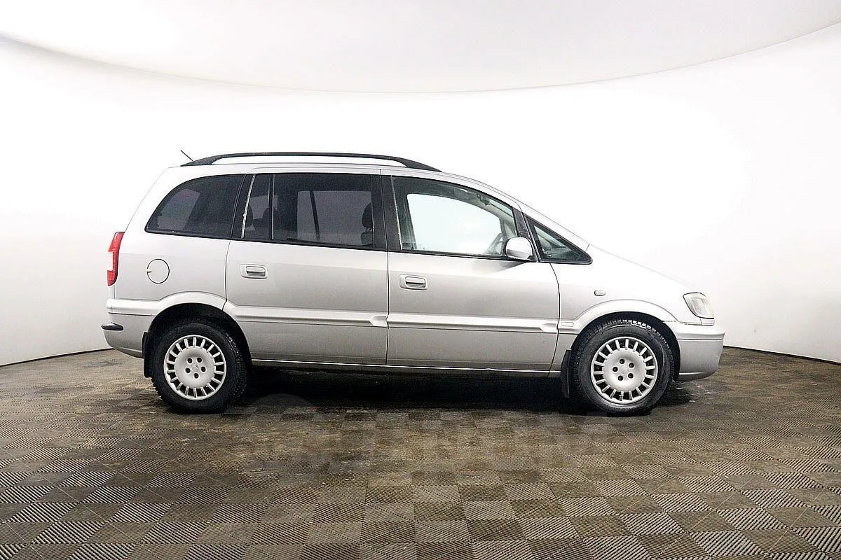 Opel Zafira  Image 4