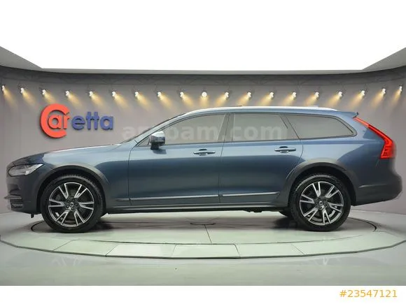 Volvo V90 Cross Country 2.0 D D5 Pro Image 6