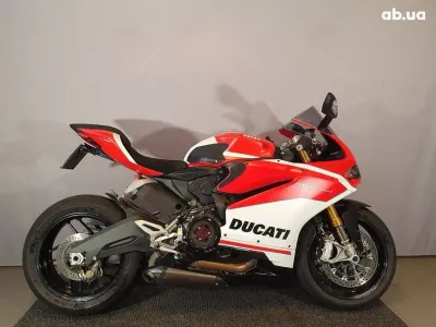 Ducati 959 