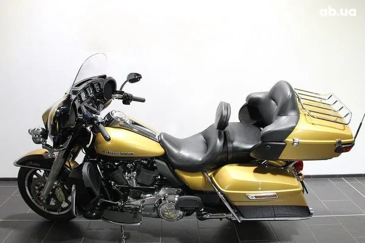 Harley-Davidson FLHTK  Image 1
