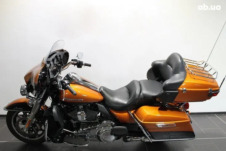 Harley-Davidson FLHTK  Image 4