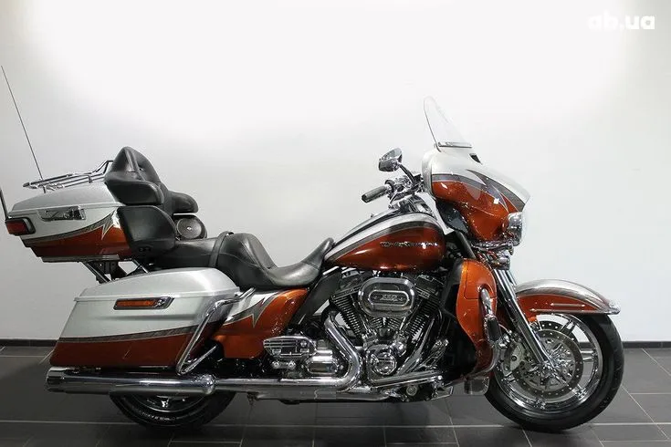 Harley-Davidson FLHTKSE  Image 5